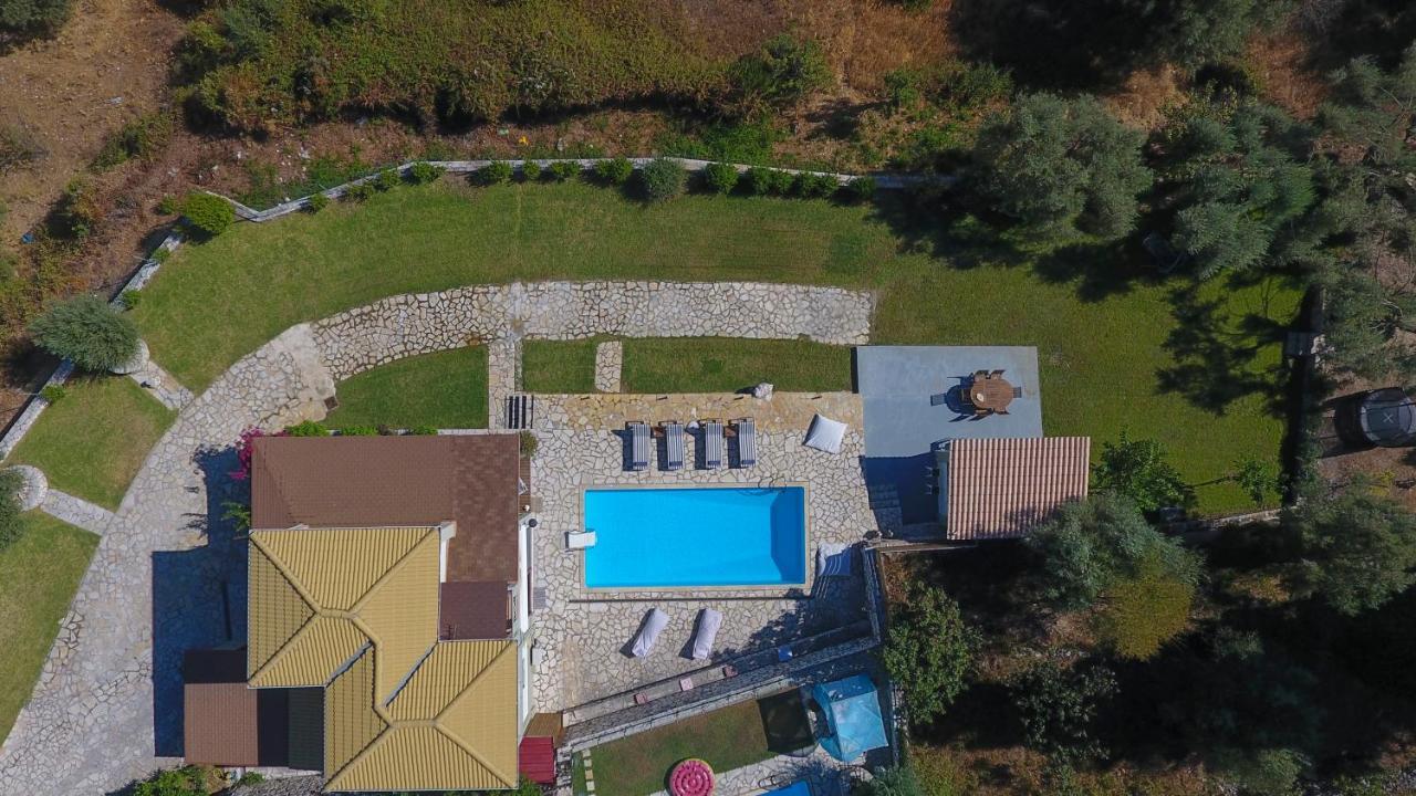 Villa Artemis Nikiana Exterior photo