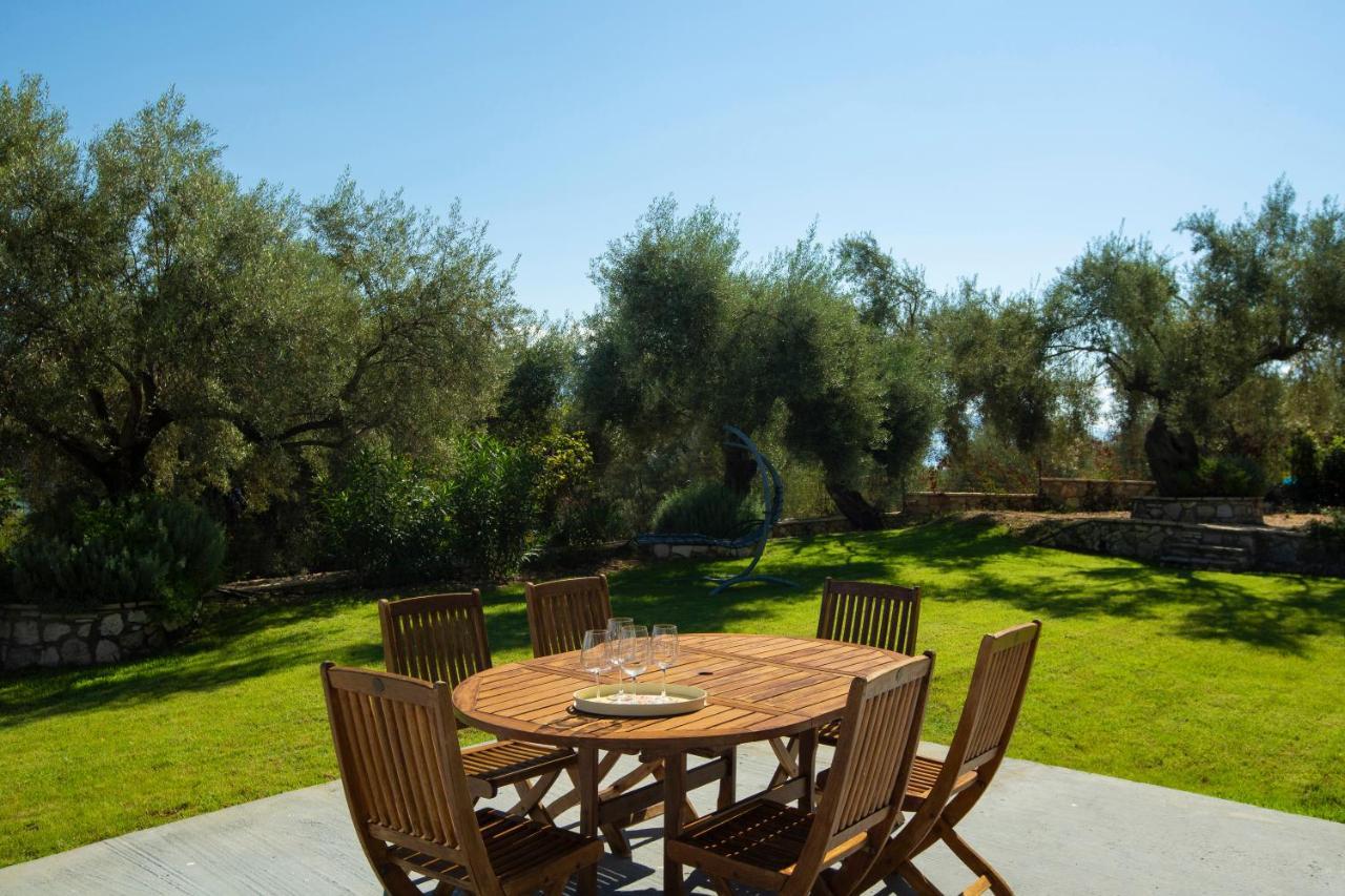Villa Artemis Nikiana Exterior photo